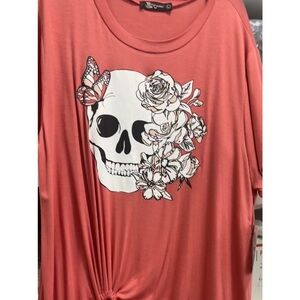 NEW Skull Print Tee Short Sleeve
